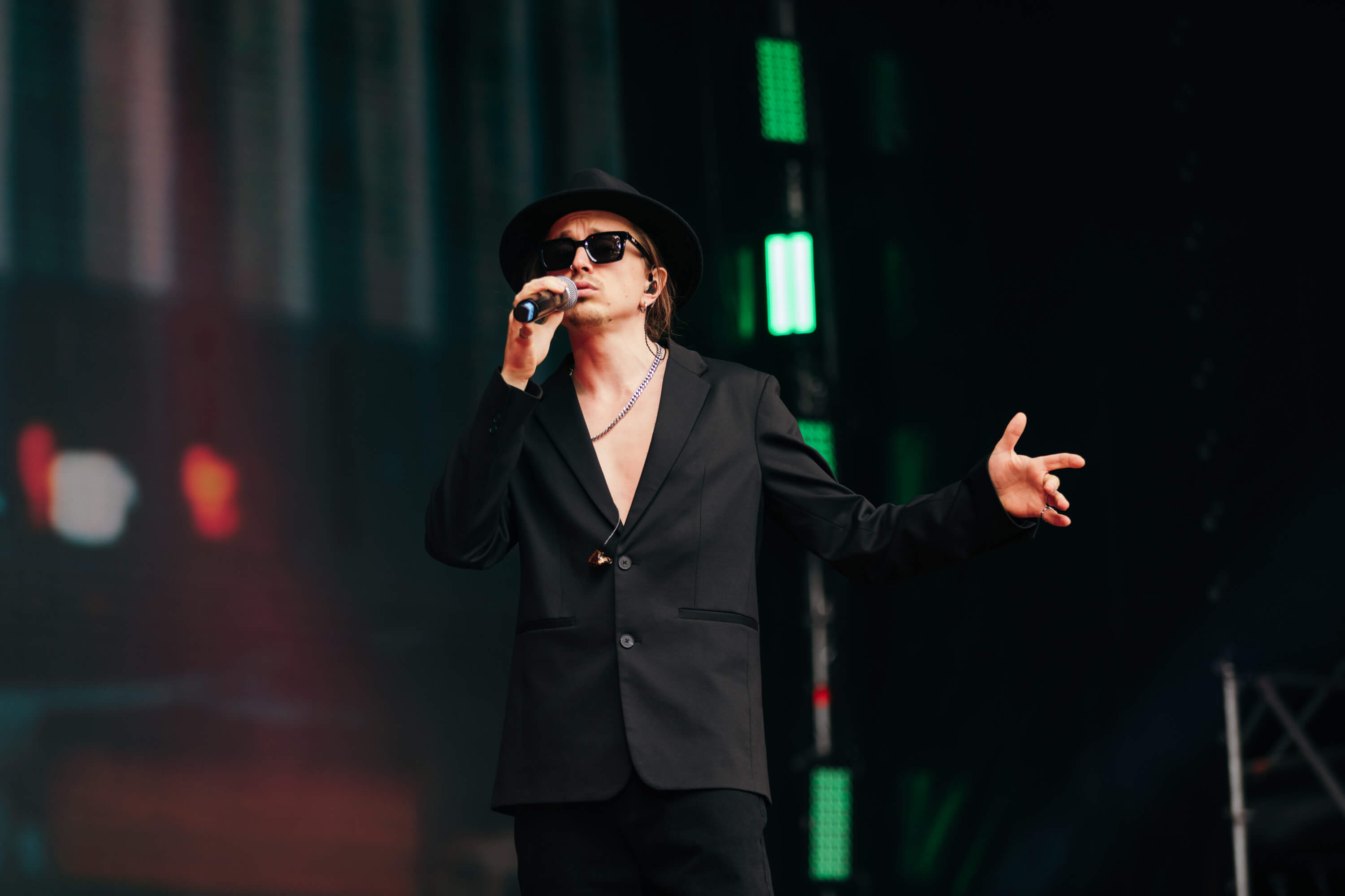 Фоновое изображение